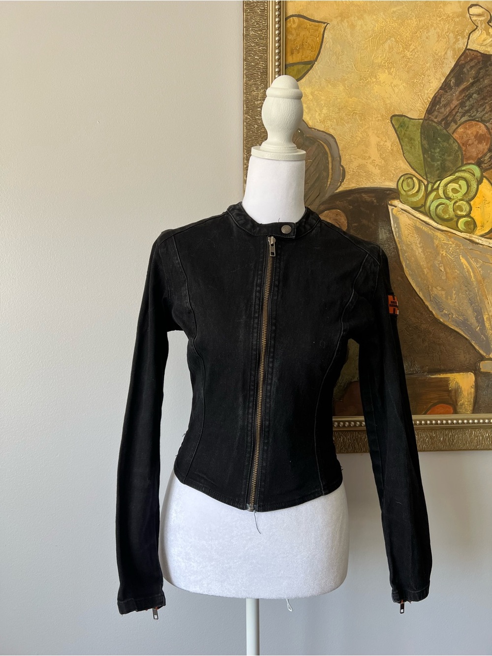 Harley Davidson black denim jacket with zipper closure and button detail Size XS